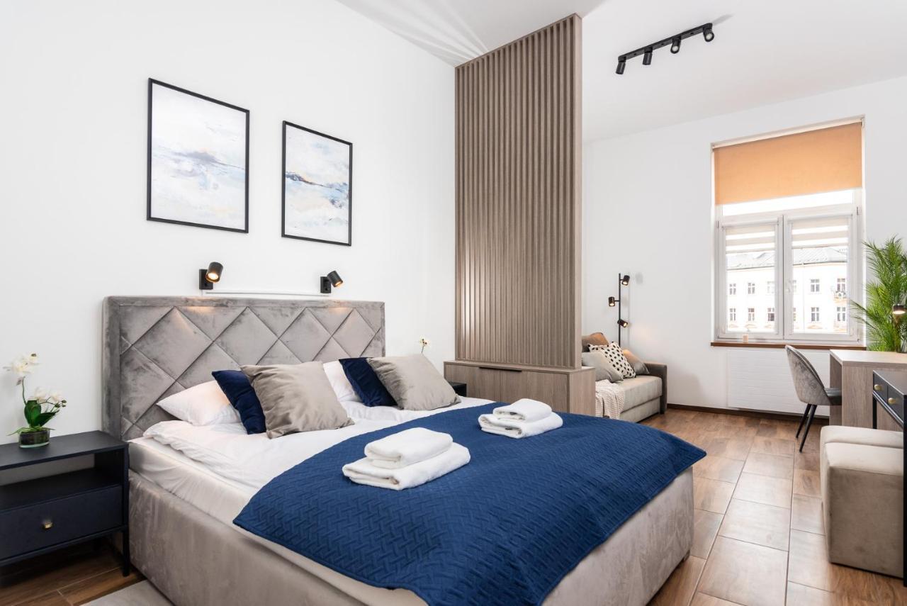 Premium Splendid Old Town Suites - By Upstairs Krakow Bagian luar foto